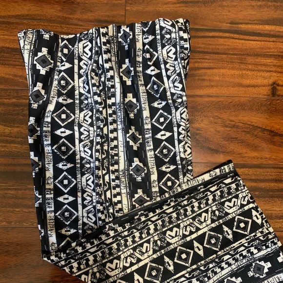 **SALE**🔥 Capri flared patterned pants - Picture 2 of 2